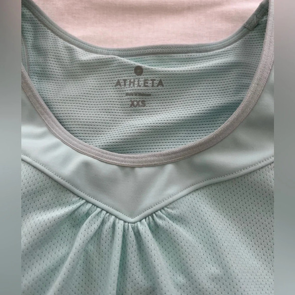 Athleta Gel Mesh Supercharged Tank with Built In Support- Size XXS - Picture 4 of 6